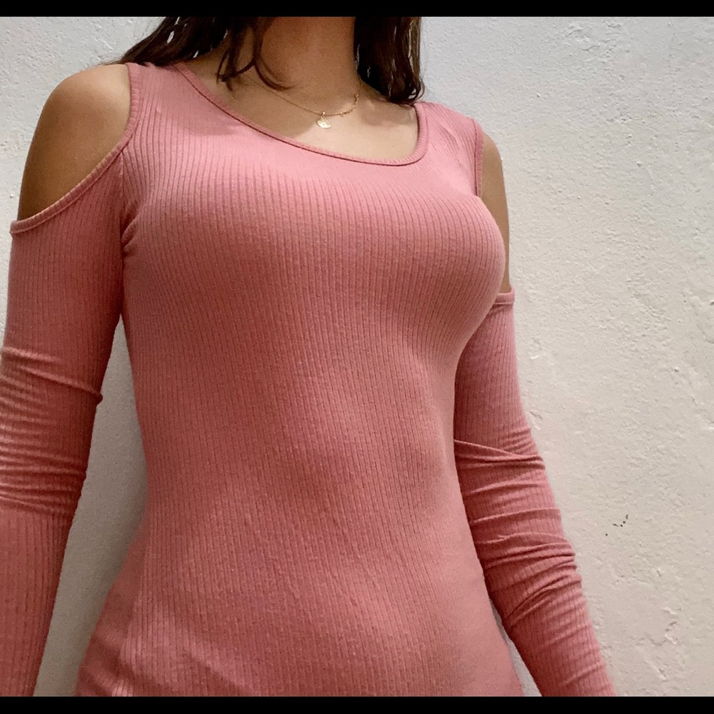 Short skinny light pink dress